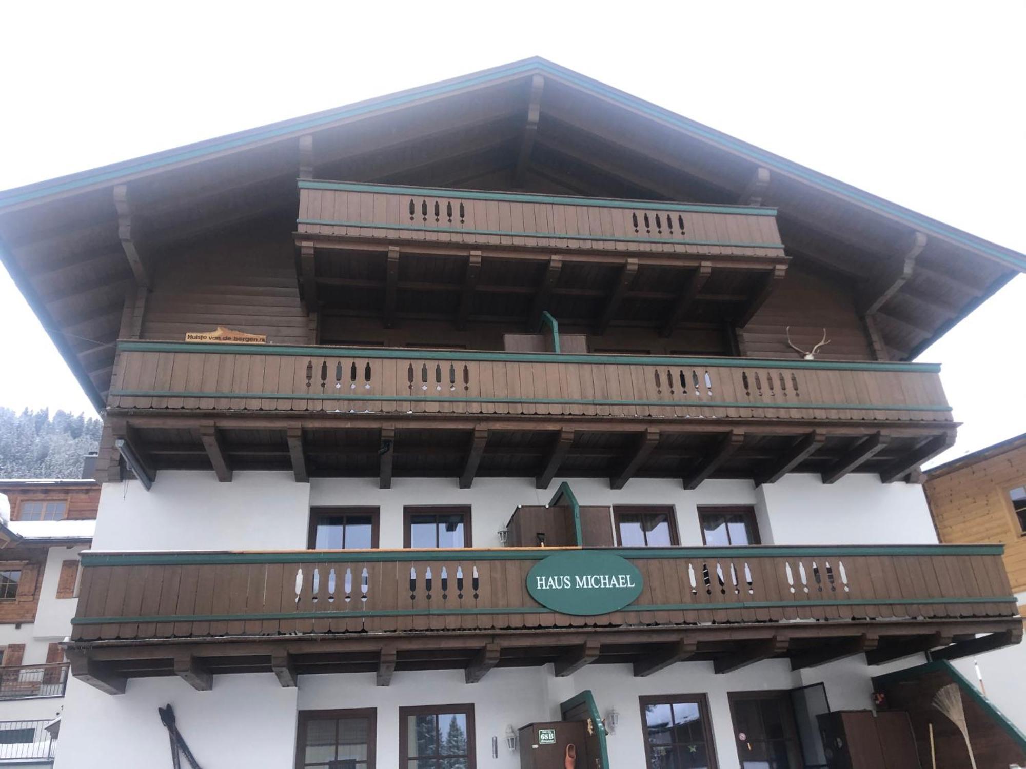 Ski In Out! Gemuetliche Dachgeschosswohnung Konigsleiten Esterno foto